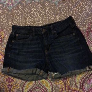 Bought them and they were too big. I’ve never worn them !